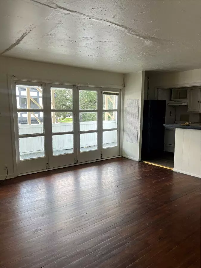 1905 Binz Street, Houston, TX 77004 photo 3