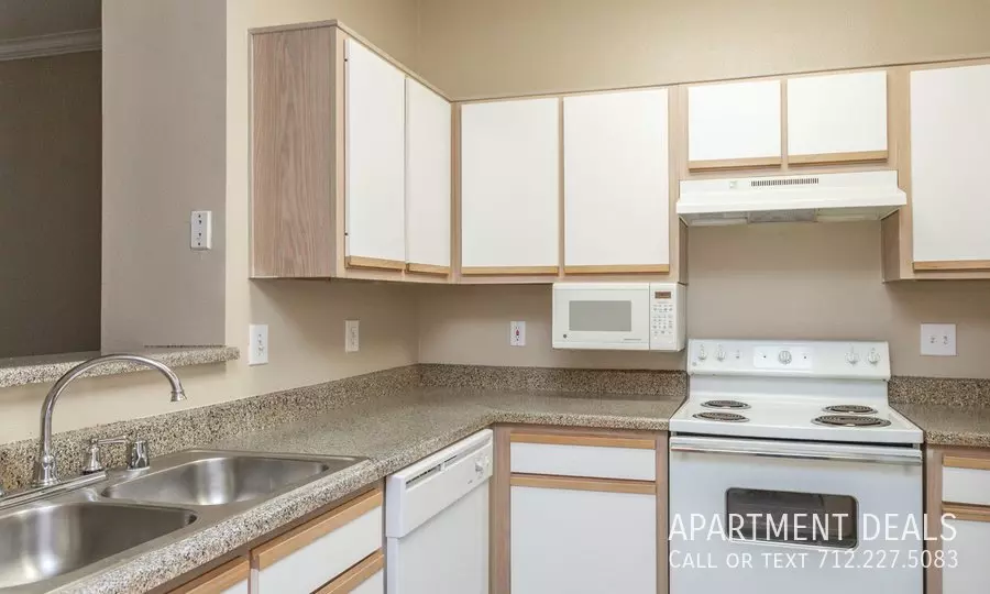 1951 West Bell Street, Houston, TX 77019 photo 5