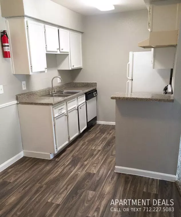 2007 Laverne Street, Houston, TX 77080 photo 2