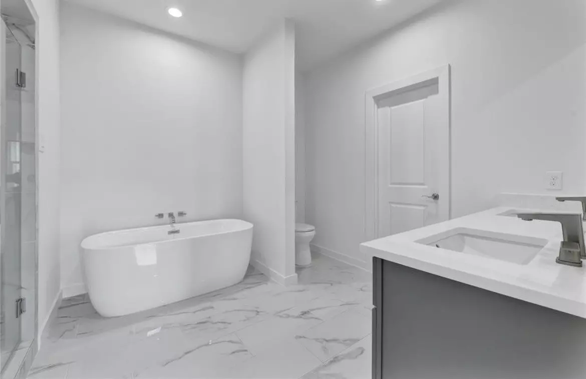 207 Edgewood Street, Houston, TX 77011 photo 5