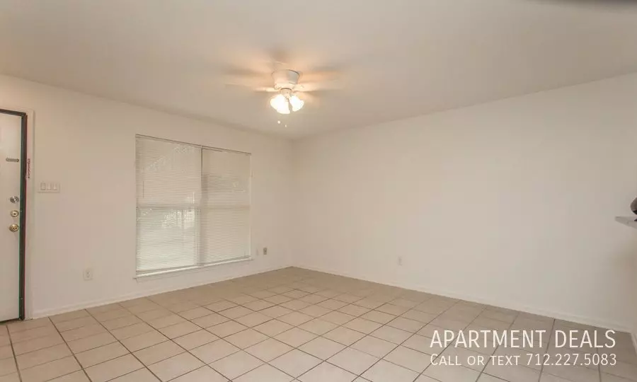 212 Ranchester Drive, Houston, TX 77036 photo 3
