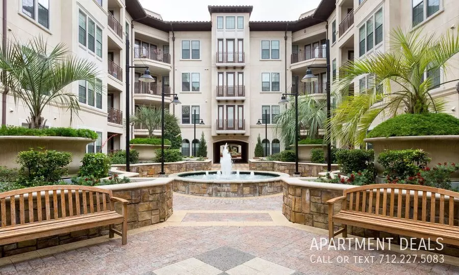 2127 Allen Parkway, Houston, TX 77019 photo 4