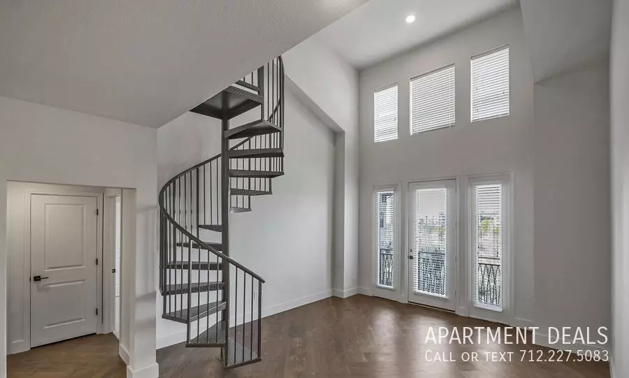 2127 Allen Parkway, Houston, TX 77019 photo 5