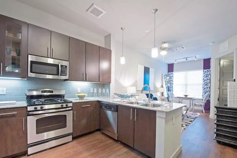 2200 Post Oak Boulevard, Houston, TX 77056 photo 3