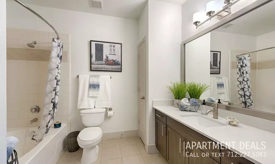 2228 Smith Street, Houston, TX 77002 photo 5