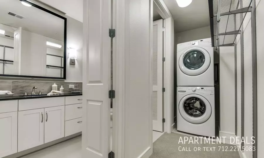 2309 Mid Lane, Houston, TX 77027 photo 2