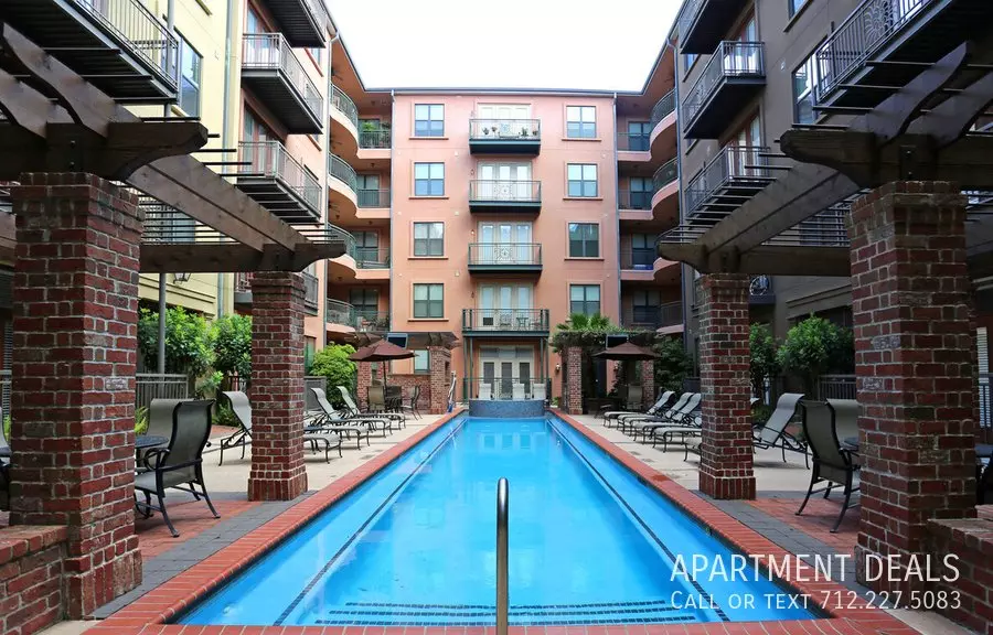 2328 Steel Street, Houston, TX 77098 photo 2
