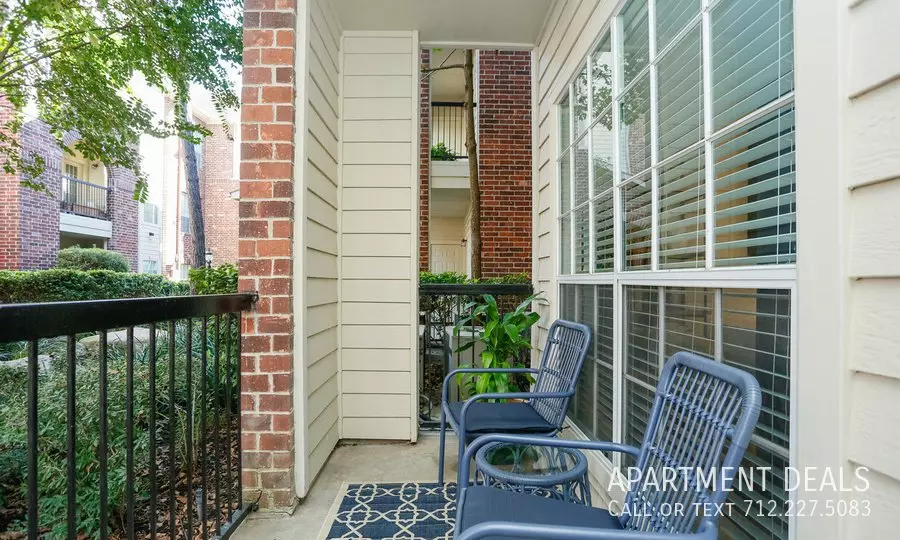 2356 Westcreek Lane, Houston, TX 77027 photo 5