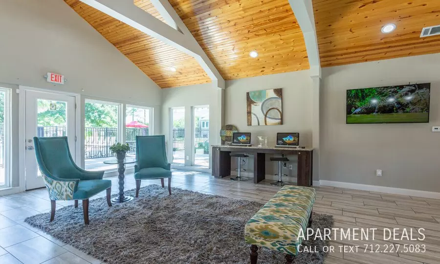 237 Ashburnham Drive, Houston, TX 77082 photo 3
