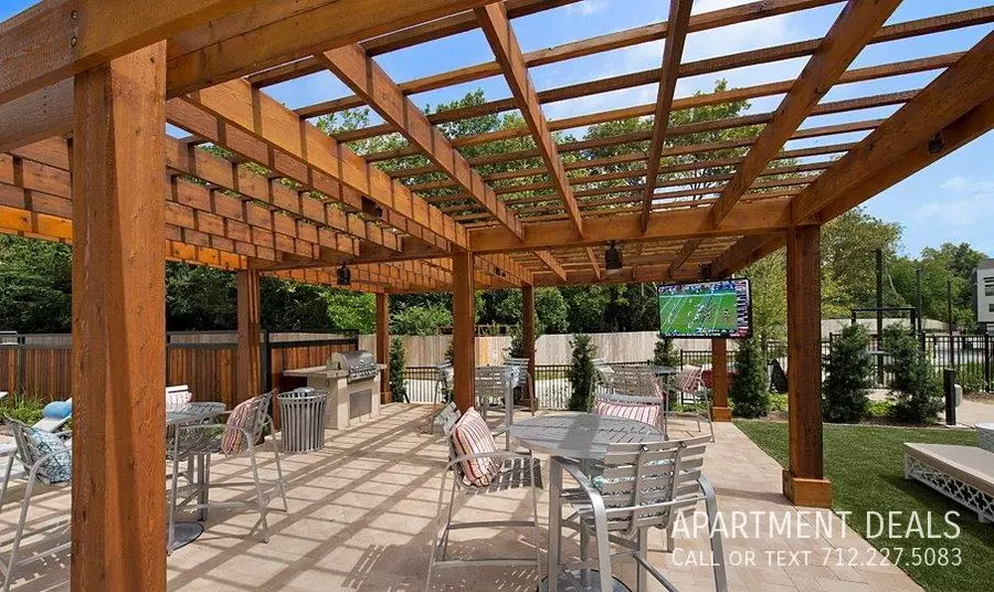 2407 Fondren Road, Houston, TX 77063 photo 5