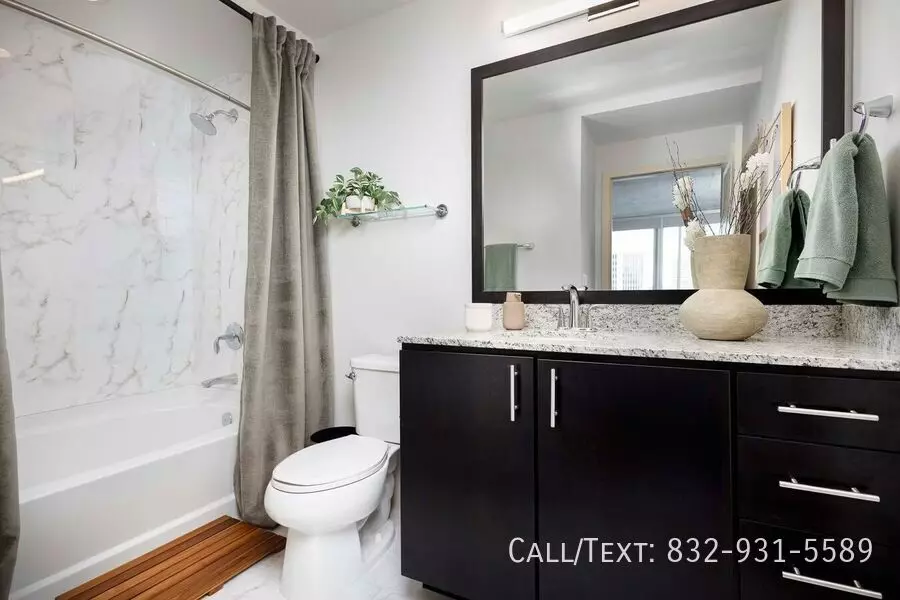 2598 Willowick Road, Houston, TX 77027 photo 5