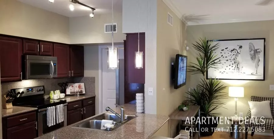 2607 Gramercy Street, Houston, TX 77030 photo 4