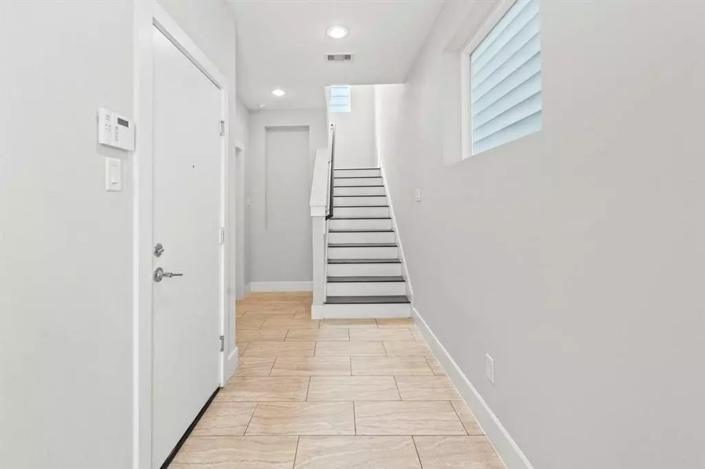 2627 Hutchins Street, Houston, TX 77004 photo 3