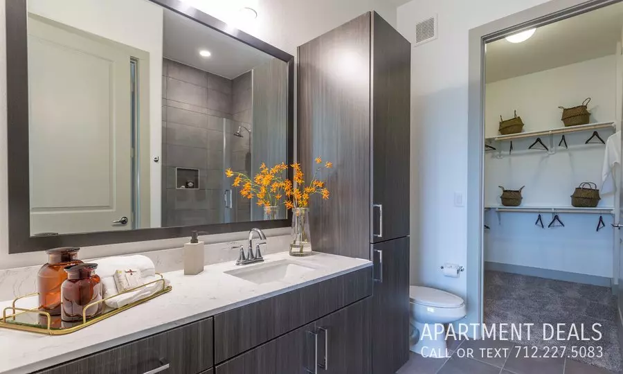 27 Studemont Street, Houston, TX 77007 photo 5
