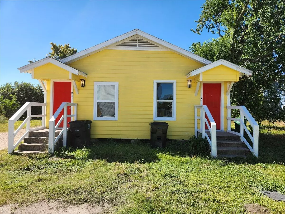 2706 1/2 Berry Street, Houston, TX 77004 photo 2
