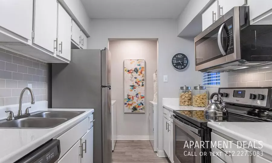 2707 West Bellfort Avenue, Houston, TX 77054 photo 4