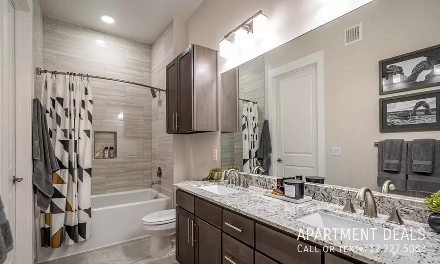 2776 Summer Street, Houston, TX 77007 photo 5