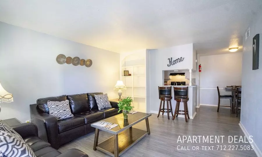 278 Grow Lane, Houston, TX 77040 photo 4