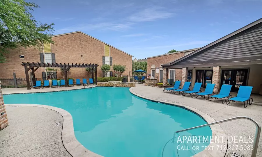 2806 South Dairy Ashford Road, Houston, TX 77082 photo 5