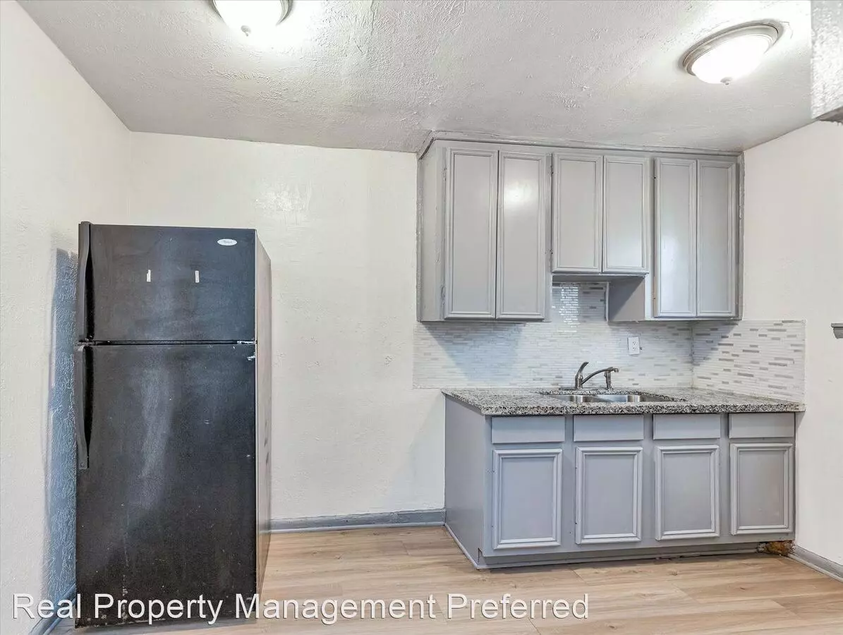 Oak Acres Apartments photo 4