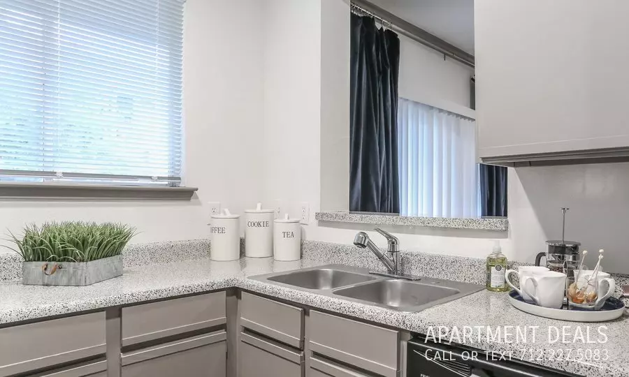 2909 Dupree Street, Houston, TX 77054 photo 3