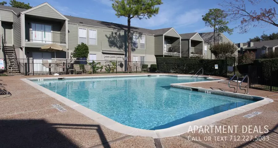 3006 Murworth Drive, Houston, TX 77025 photo 4