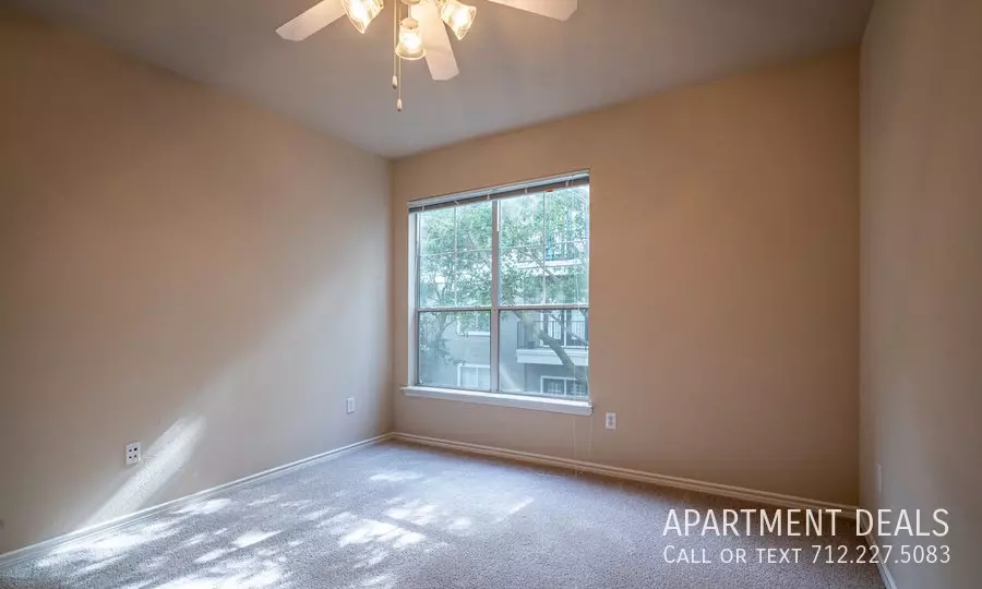3009 Memorial Court, Houston, TX 77007 photo 3