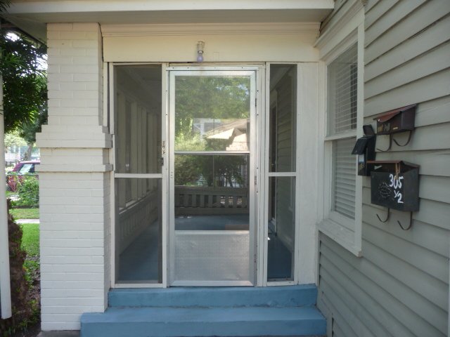 305 W 17Th St photo 4