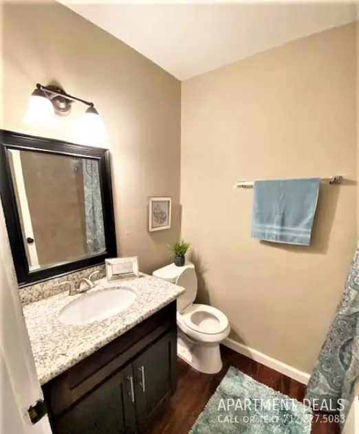 306 Victoria Drive, Houston, TX 77022 photo 2