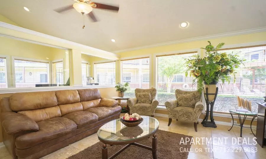 317 Highland Cross Drive, Houston, TX 77073 photo 5