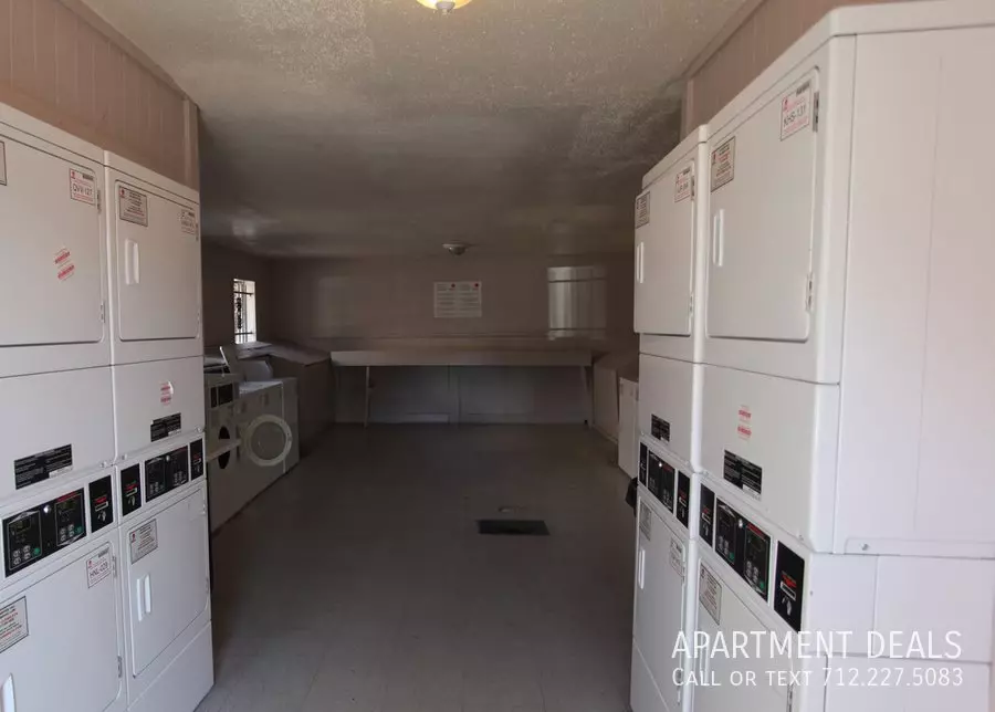 3206 Mangum Road, Houston, TX 77092 photo 3