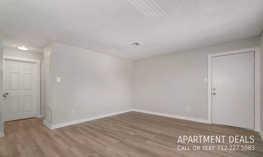3219 Werner Street, Houston, TX 77022 photo 5