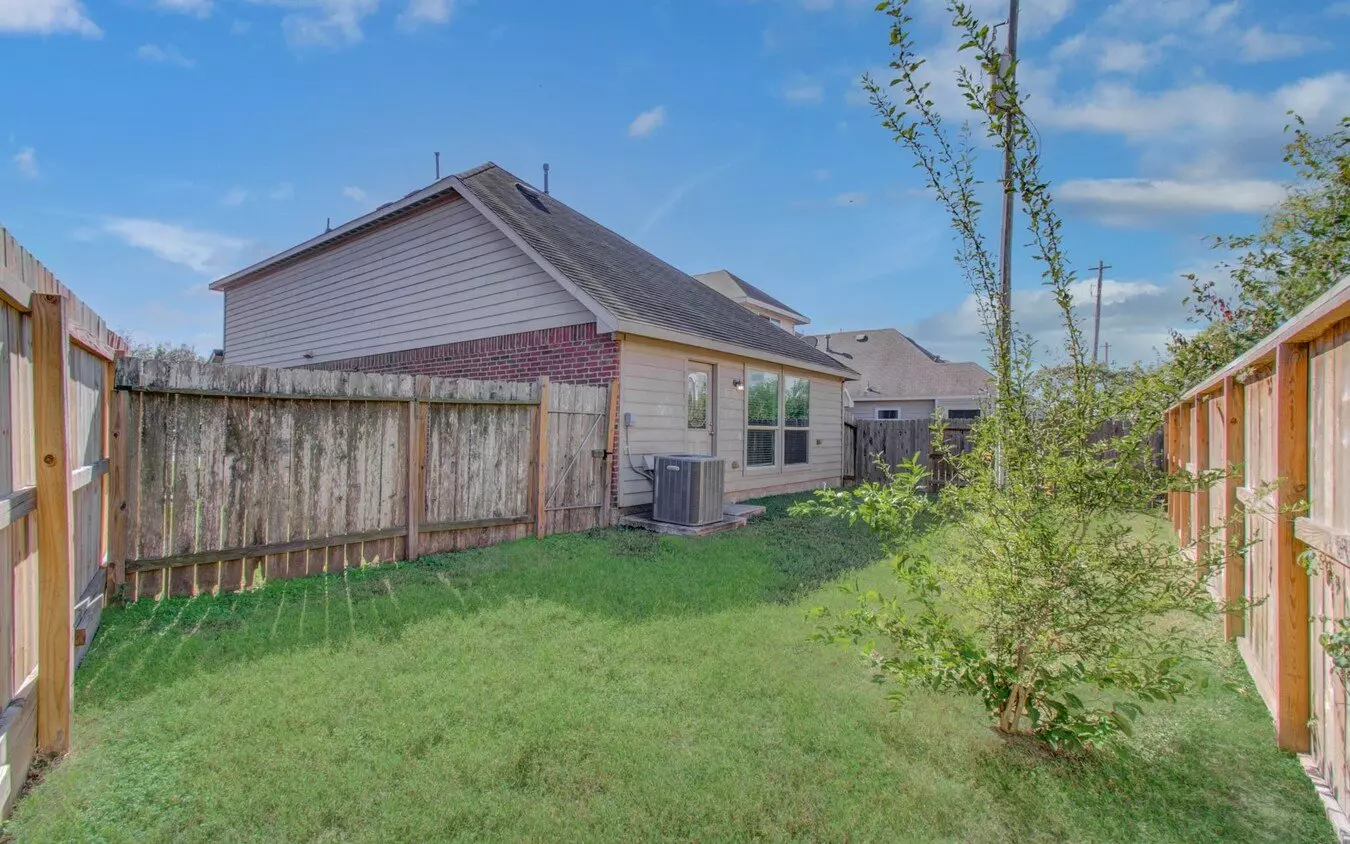 3306 Inverness Path Lane, Houston, TX 77053 photo 5