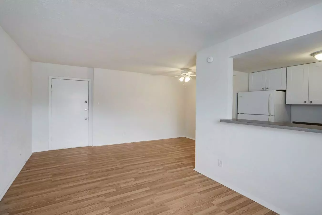 3407 Graustark Unit 1-18 photo 4
