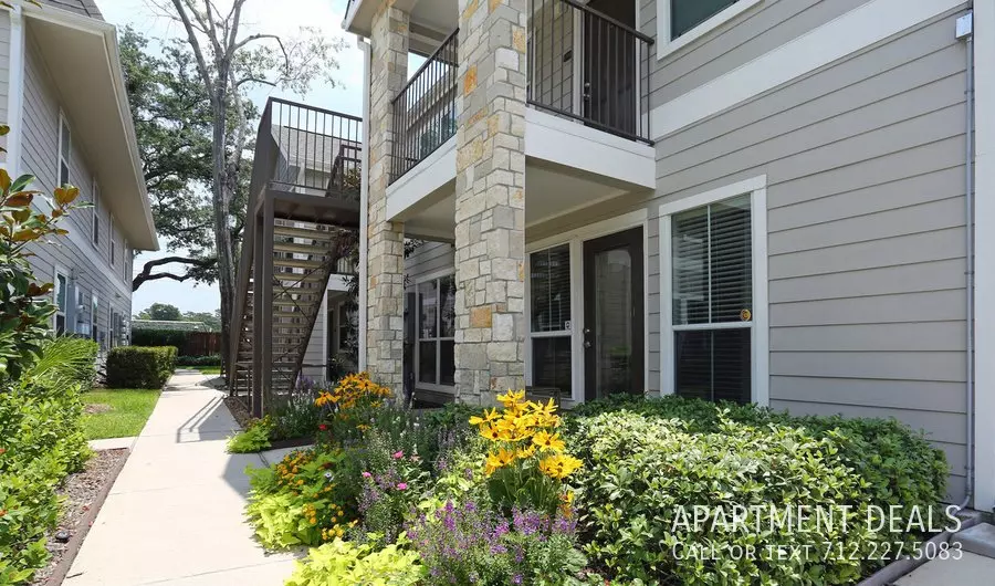 3411 North Shepherd Drive, Houston, TX 77018 photo 3