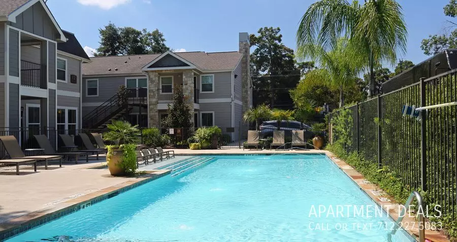 3411 North Shepherd Drive, Houston, TX 77018 photo 5