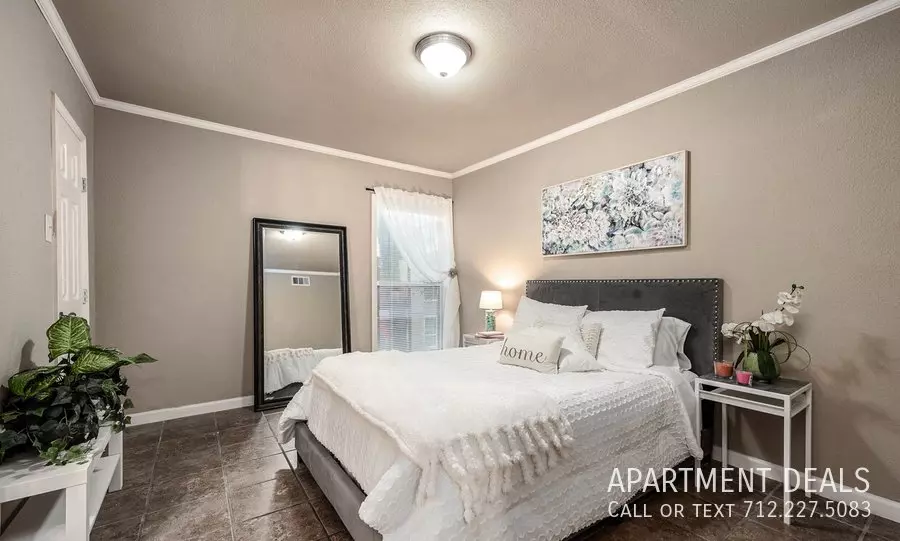 3505 Evergreen Drive, Houston, TX 77087 photo 2