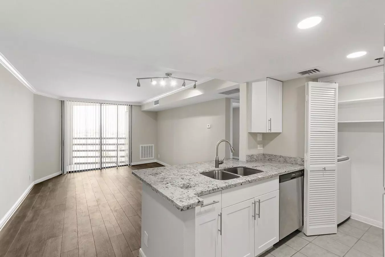 Sage Condominiums photo 3