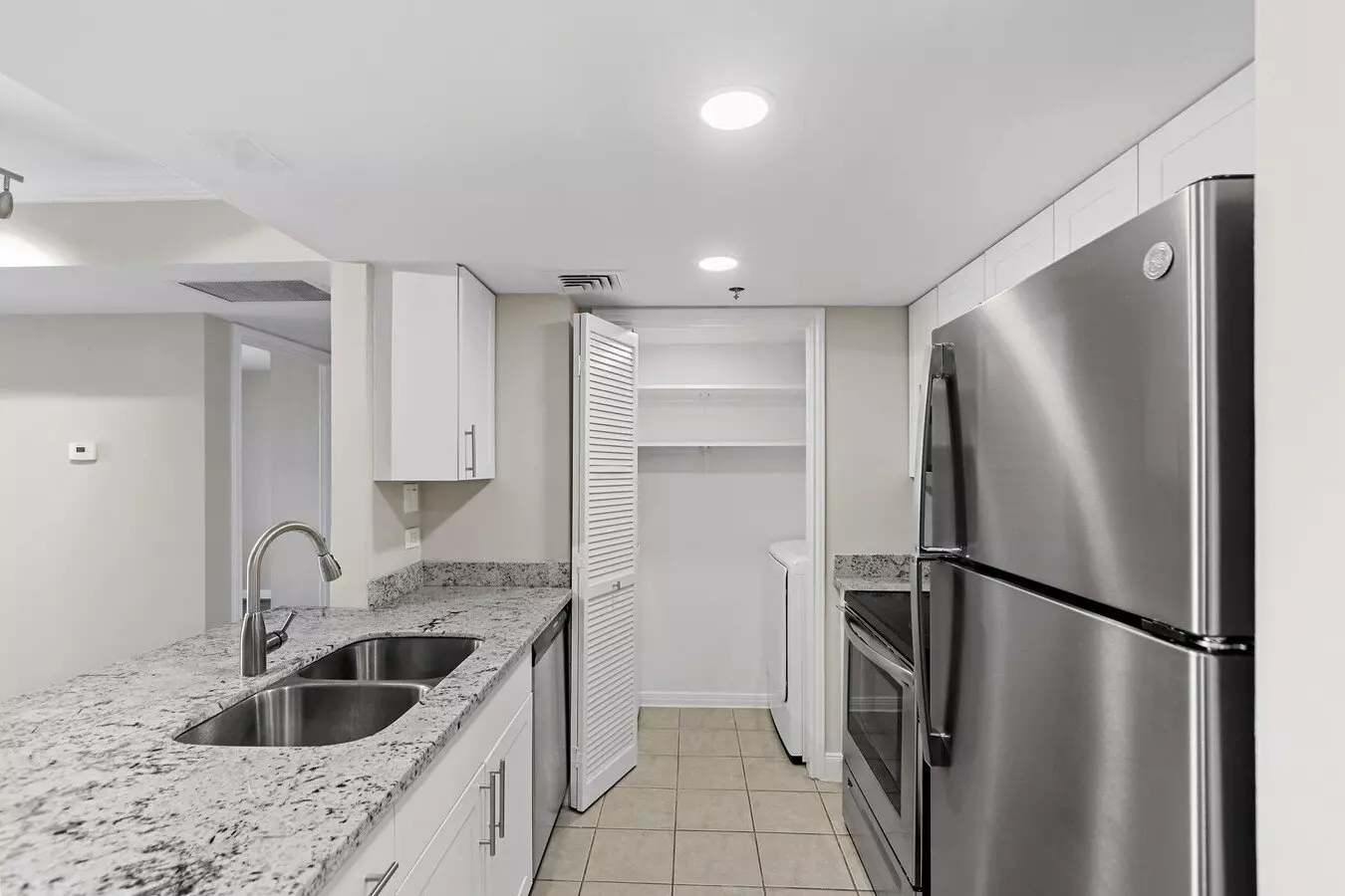 Sage Condominiums photo 2