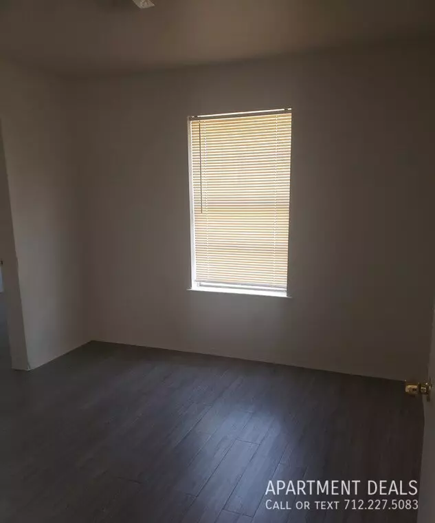 3716 Southmore Boulevard, Houston, TX 77004 photo 4