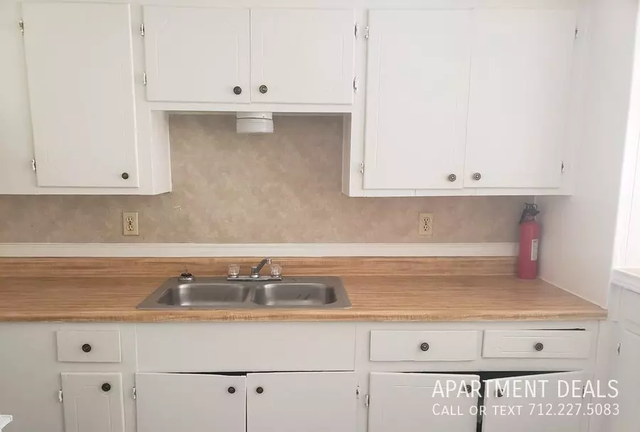 3716 Southmore Boulevard, Houston, TX 77004 photo 3