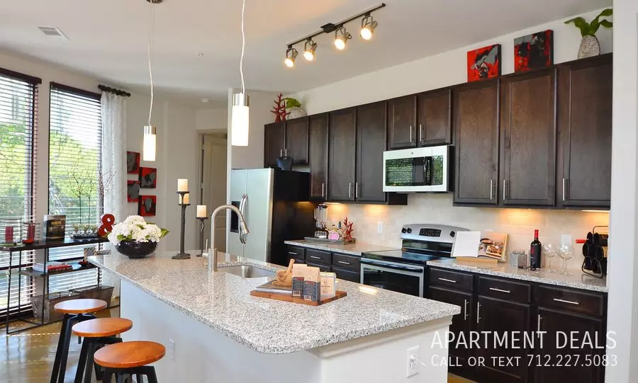 3816 Law Street, Houston, TX 77005 photo 2