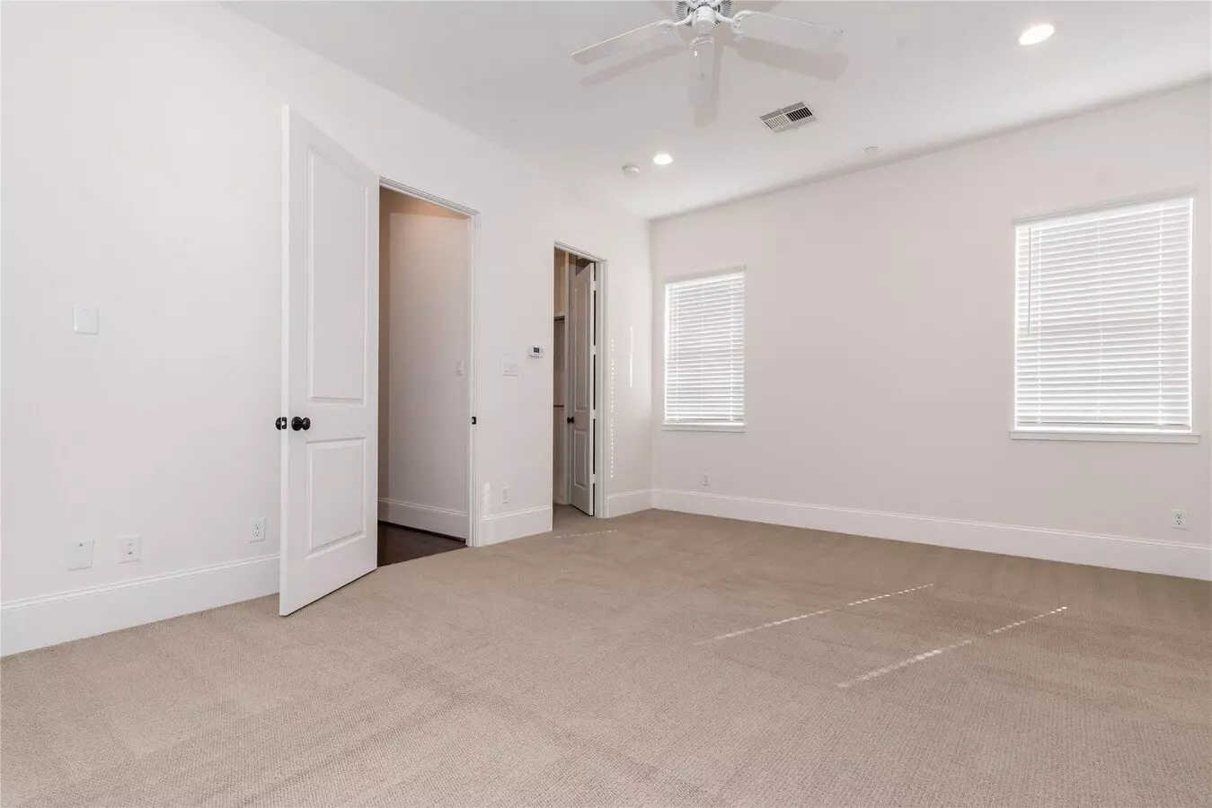 3821 North Braeswood Boulevard, Houston, TX 77025 photo 2