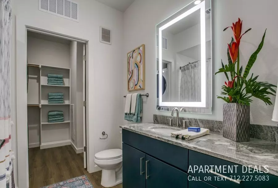 3906 Dacoma Street, Houston, TX 77092 photo 3