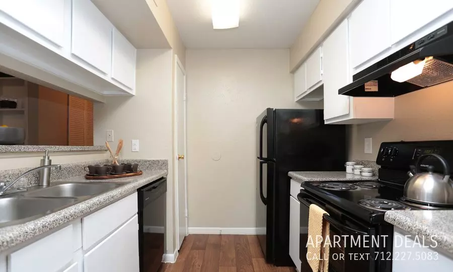 3945 Synott Road, Houston, TX 77082 photo 3