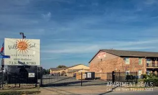 4006 Hollister Street, Houston, TX 77080 photo 4