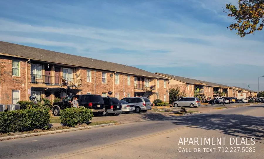 4006 Hollister Street, Houston, TX 77080 photo 5