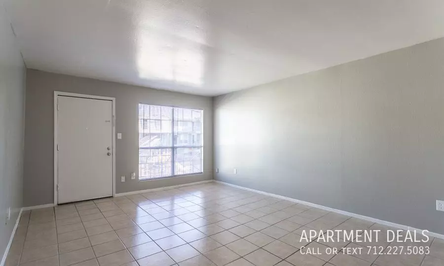4024 West Bellfort Avenue, Houston, TX 77025 photo 2