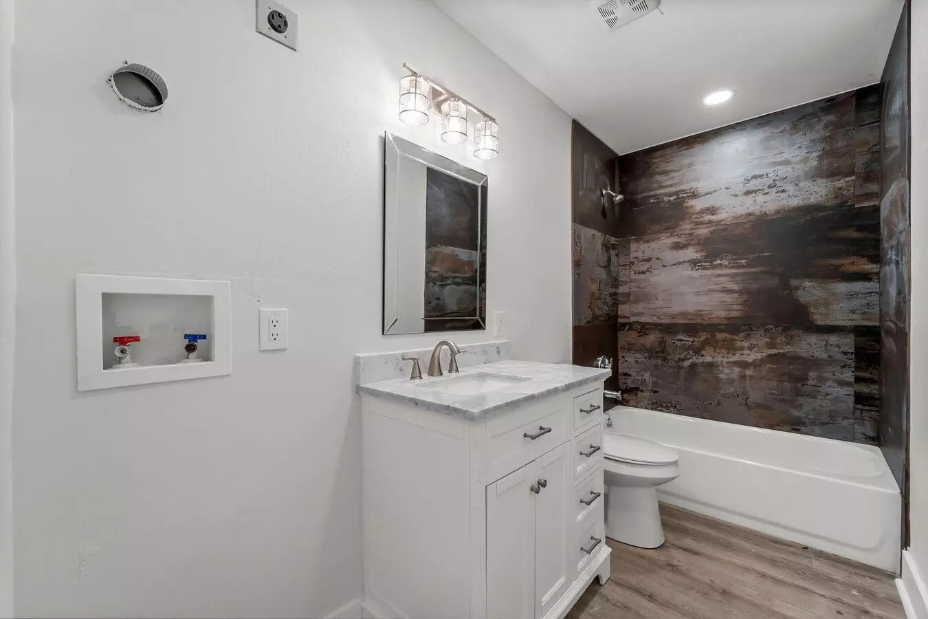 4049 Lucille Street, Houston, TX 77026 photo 2