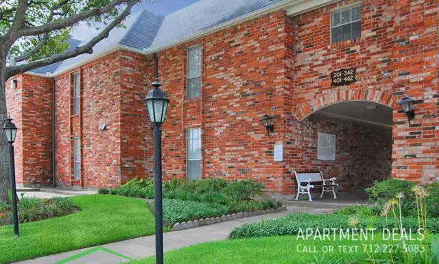 4051 Linkwood Drive, Houston, TX 77025 photo 4